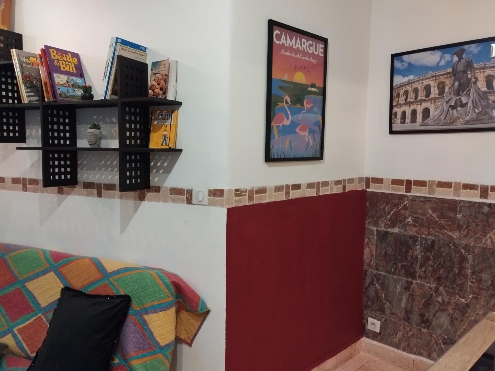 Tres Bel Appartement Cosy Et Chaleureux A Nîmes Exterior foto